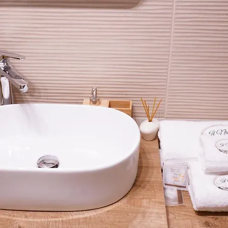 Il Nido 아파트 라킬라